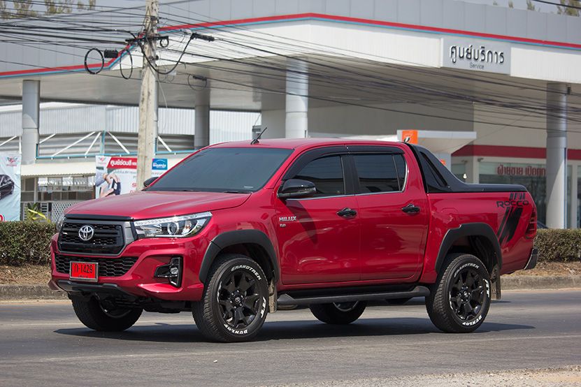 Toyota_1047201433